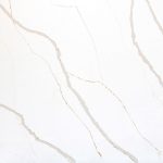 ورق کایند استون مدل 618 کلکته گلد Calacateh Gold - سفید با رگه‌های نازک طوسی و طلایی