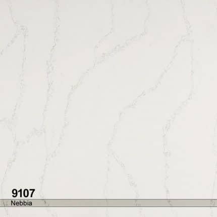 ورق توتم مدل 9107 Nebbia - رنگ سفید با رگه های نازک خاکستری